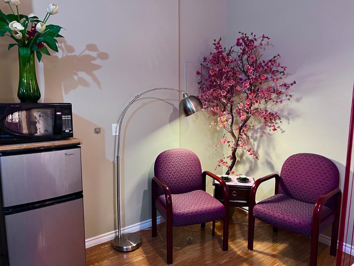 University Cabana Inn ビクトリア エクステリア 写真